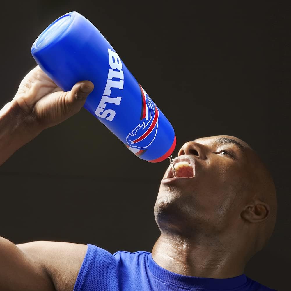 Party Animal NFL Los Angeles Chargers Squeezy Water Bottle 32 oz