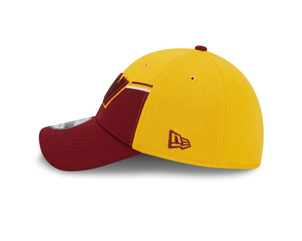 New Era NFL Men's Washington Commanders 2023 NFL Sideline 39THIRTY Flex Hat
