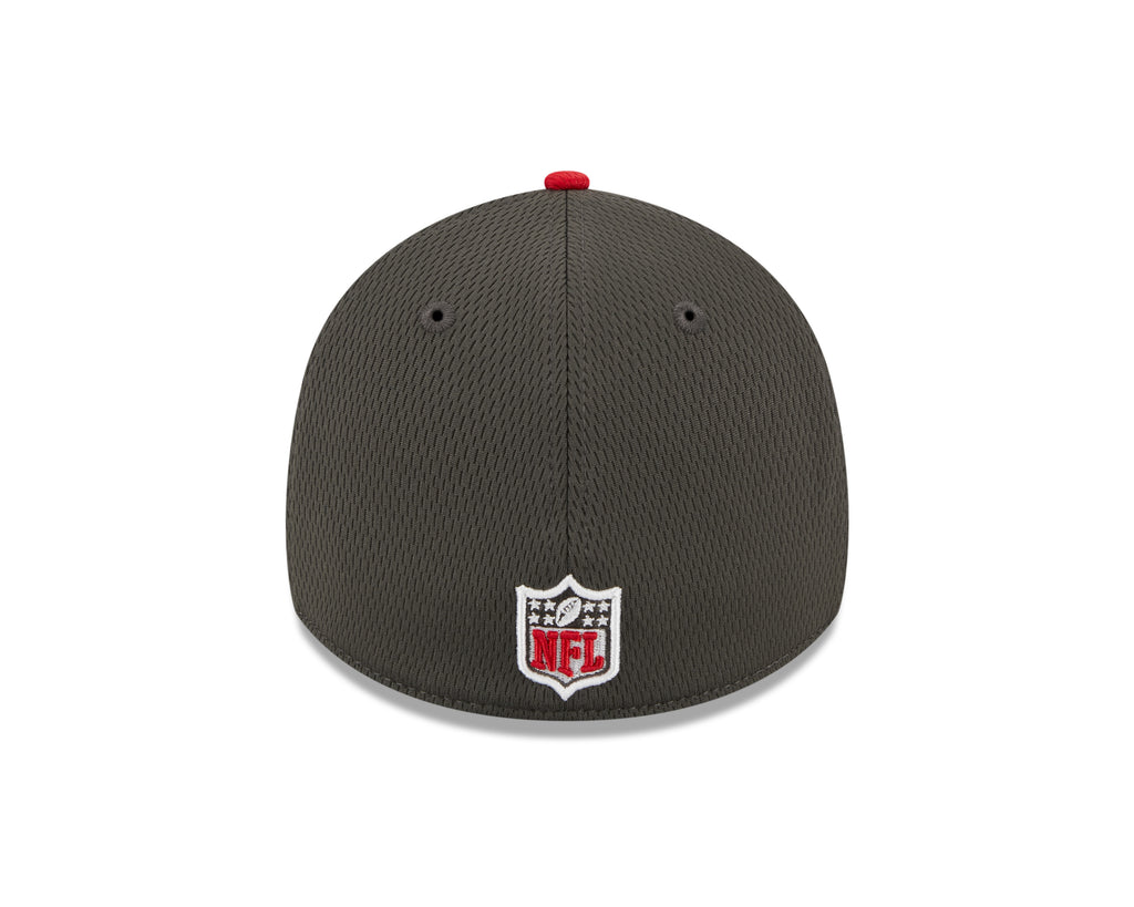 New Era NFL Men's Tampa Bay Buccaneers 2023 NFL Sideline 39THIRTY Flex Hat