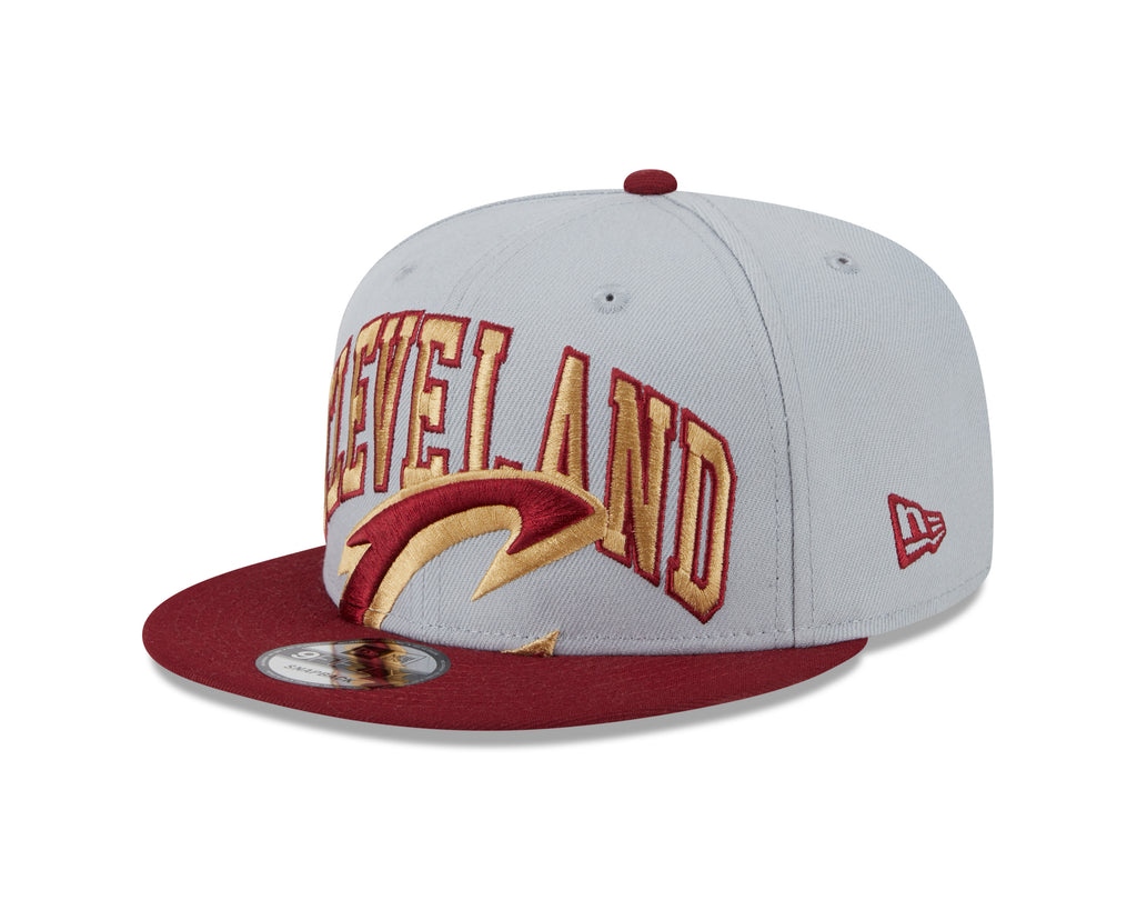 New Era NBA Men's Cleveland Cavaliers Tip Off 23 9FIFTY Snapback Hat OSFM