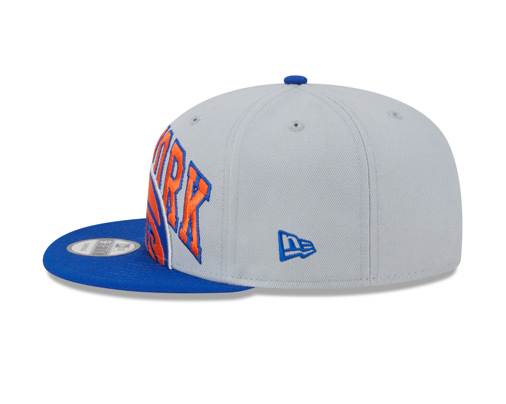 New Era NBA Men's New York Knicks Tip Off 23 9FIFTY Snapback Hat OSFM
