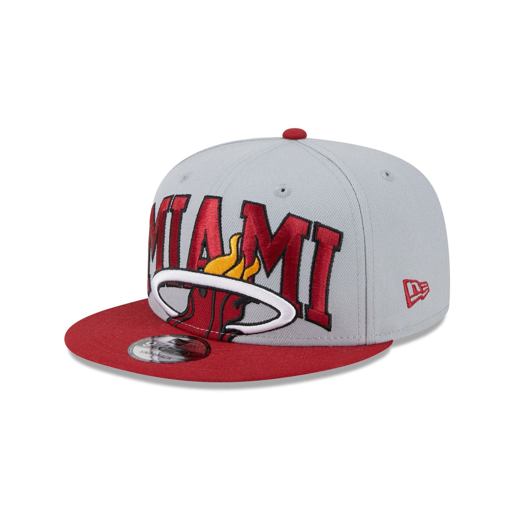 New Era NBA Men's Miami Heat Tip Off 23 9FIFTY Snapback Hat OSFM