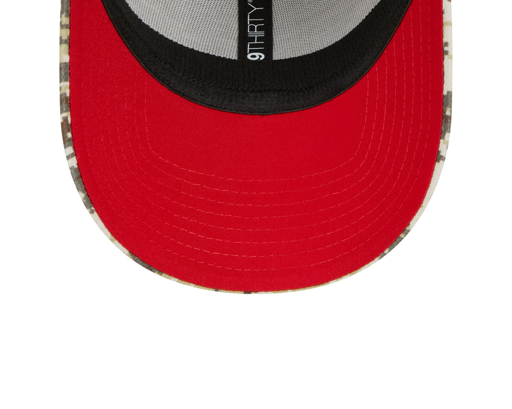 New Era NFL Men's Tampa Bay Buccaneers 2023 Salute to Service 39THIRTY Flex Hat