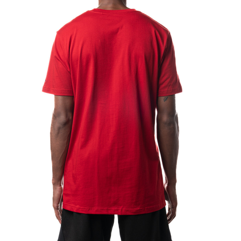 New Era NBA Men’s Chicago Bulls 2023/24 Season Tip-Off Edition T-Shirt Red