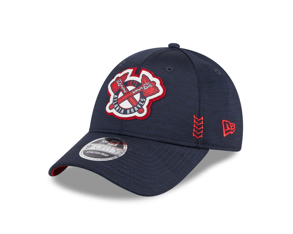 New Era MLB Men's Atlanta Braves 2024 Clubhouse 9FORTY Adjustable Snapback Hat