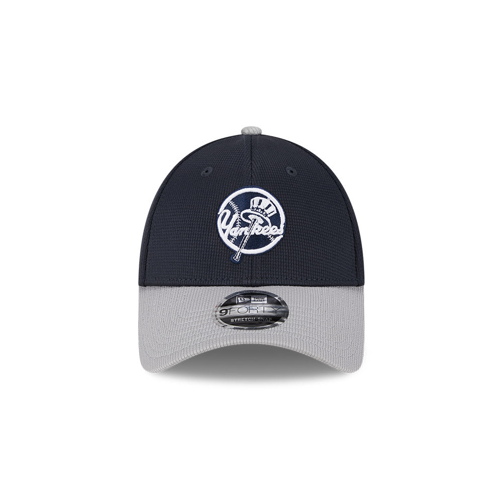 New Era MLB Men's New York Yankees 2024 Batting Practice ALT. 9FORTY Adjustable Hat