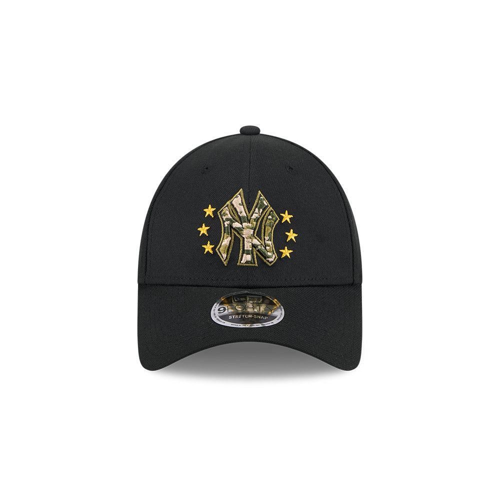 New Era MLB Men's New York Yankees 2024 Armed Forces Day Black 9FORTY Adjustable Hat