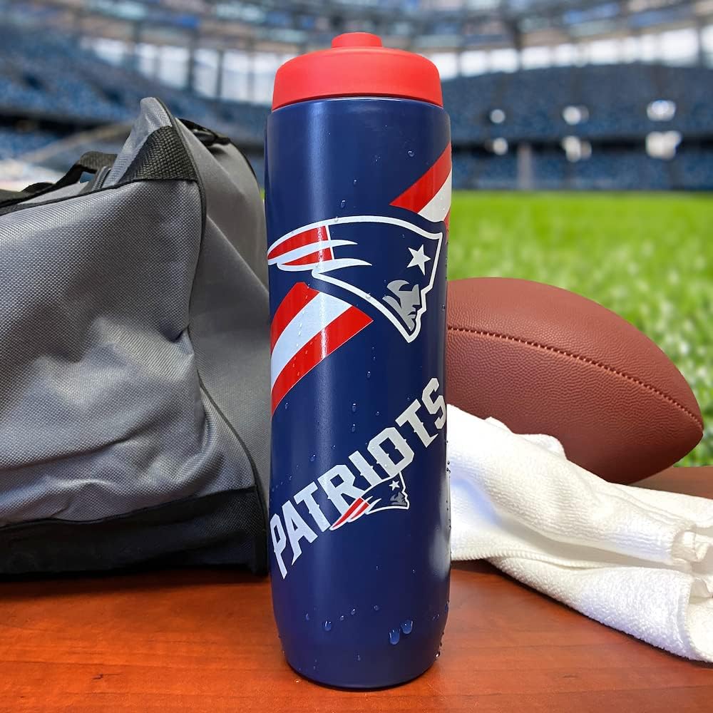 Party Animal NFL New England Patriots Squeezy Water Bottle 32 oz