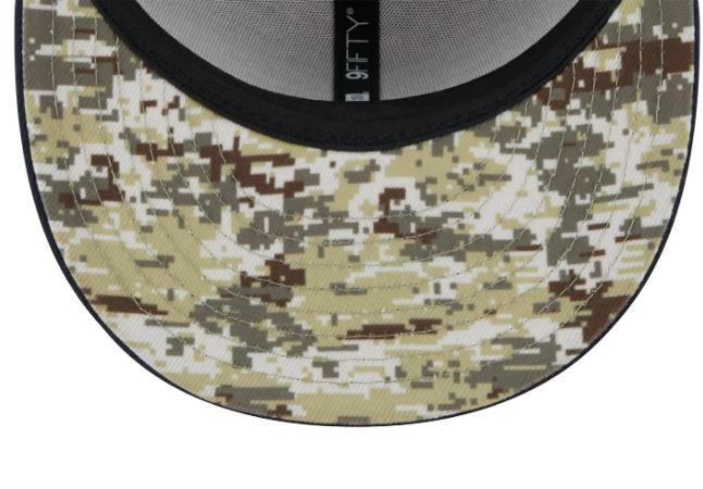 New Era NFL Men's Chicago Bears 2023 Salute To Service 9FIFTY Snapback Hat OSFA