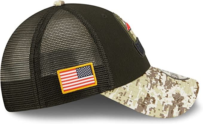 New Era NFL Men's New England Patriots 2022 Salute To Service 9Forty Snapback Adjustable Hat Black/Digital Camo