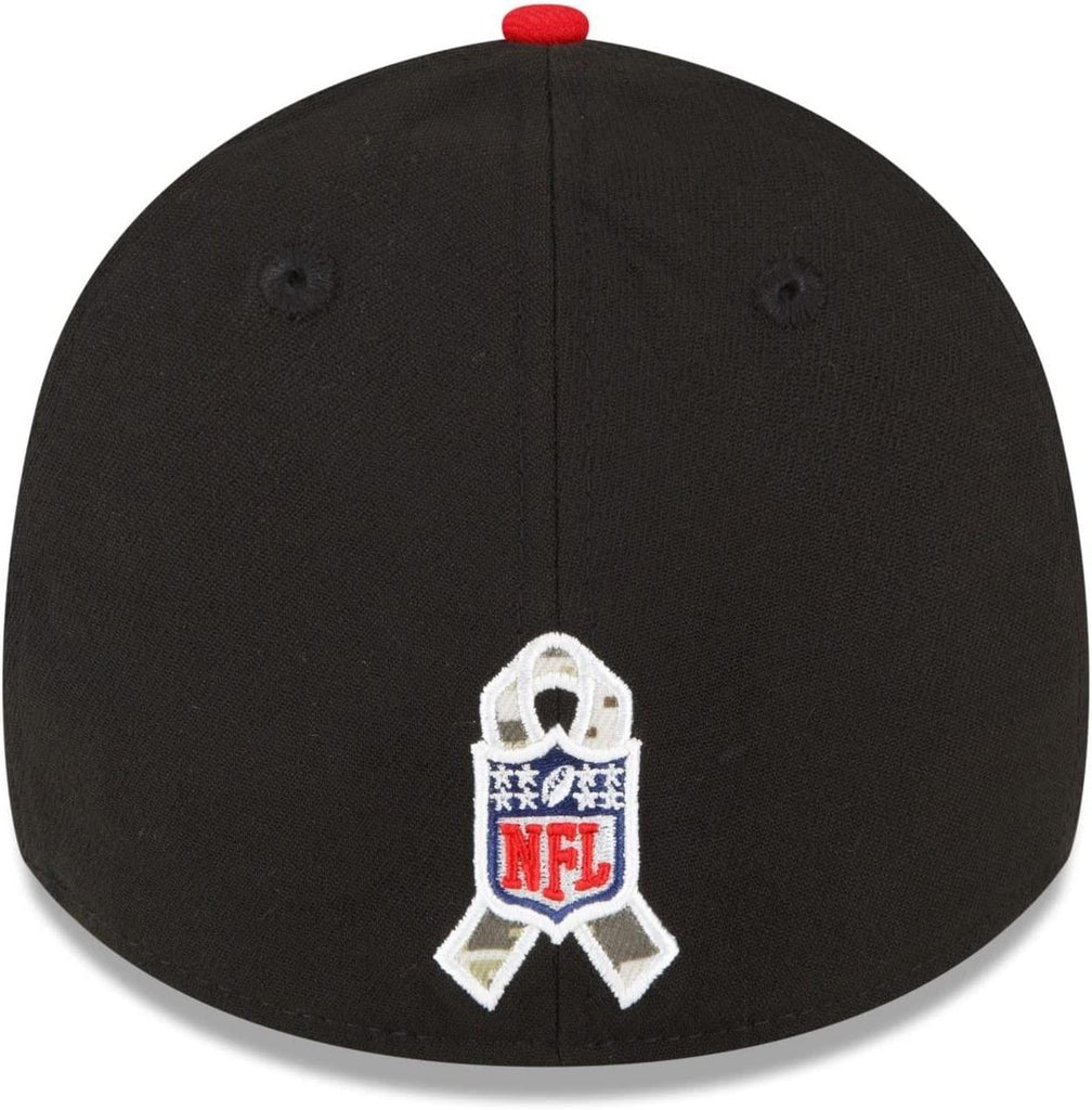 New Era NFL Men's Tampa Bay Buccaneers 2022 Salute to Service 39THIRTY Flex Hat
