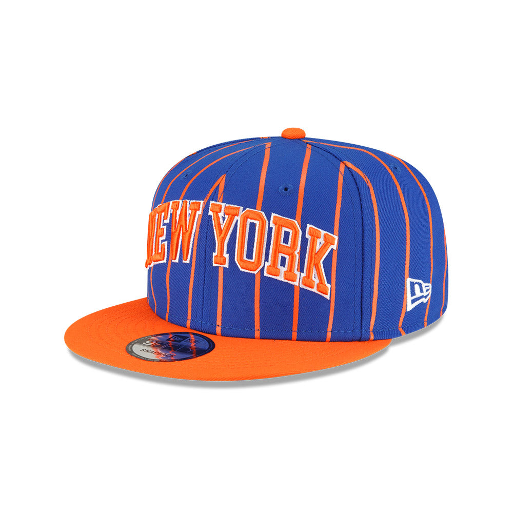 New Era NBA Men's New York Knicks City Arch 9FIFTY Snapback Hat OSFM