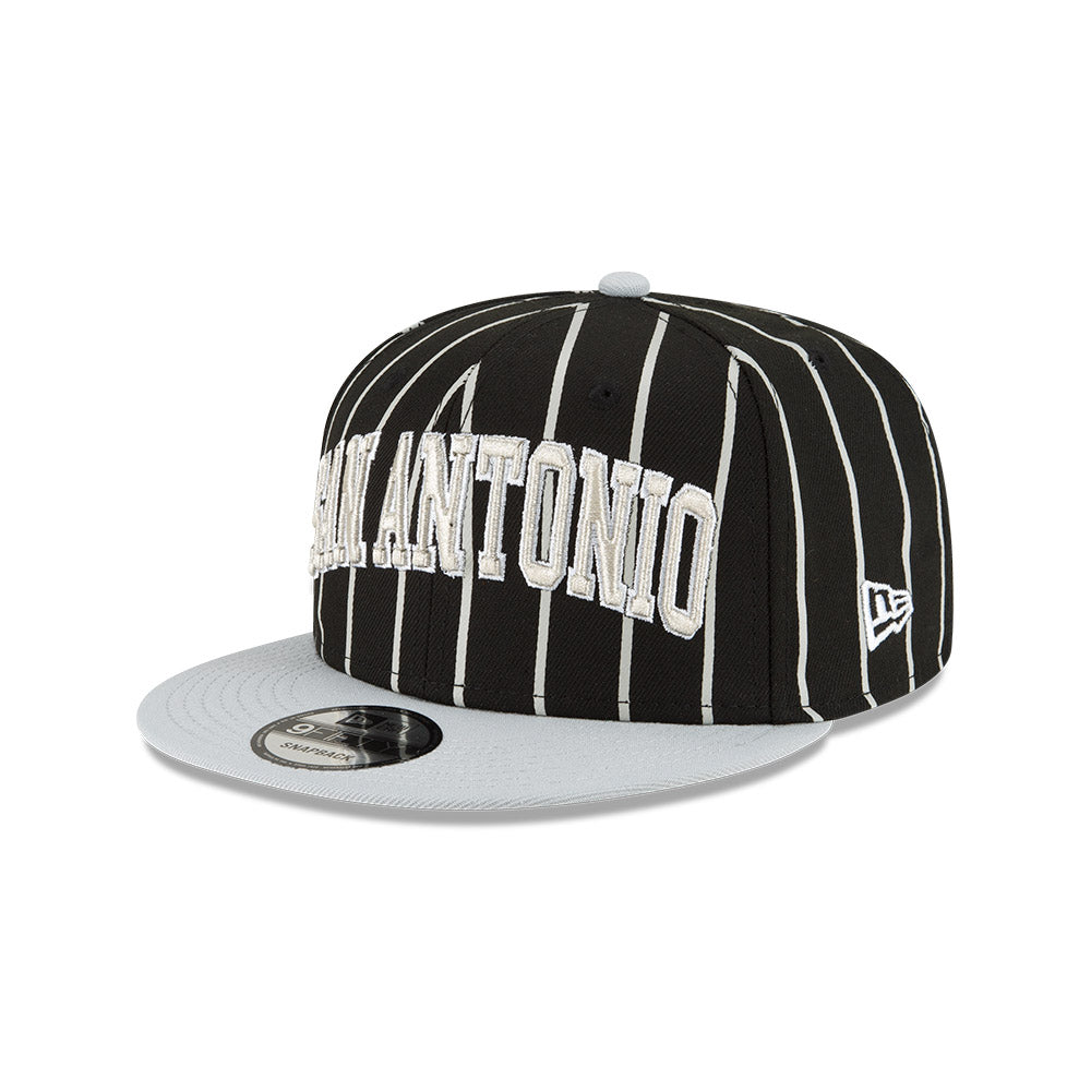 New Era NBA Men's San Antonio Spurs City Arch 9FIFTY Snapback Hat OSFM