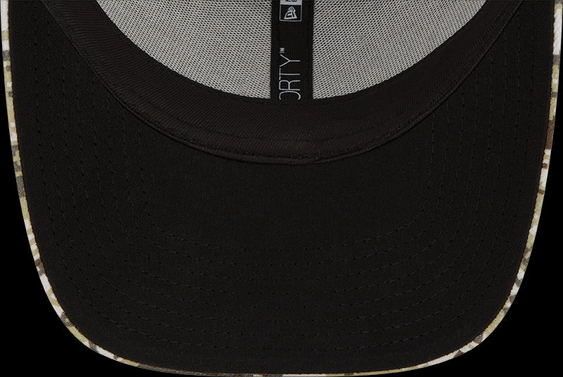 New Era NFL Men's New England Patriots 2021 Salute To Service 9Forty Snapback Adjustable Hat Black/Digital Cam