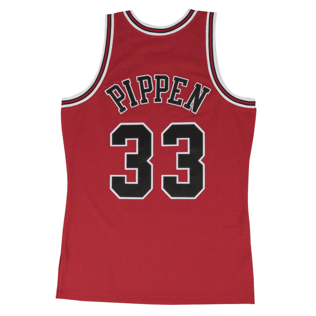 Mitchell & Ness NBA Men's Chicago Bulls Scottie Pippen 1997-98 Hardwood Classics Swingman Jersey