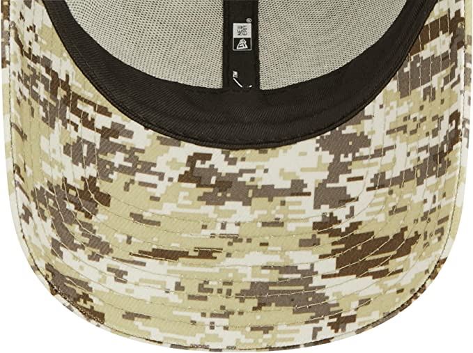 New Era NFL Men's New England Patriots 2022 Salute To Service 9Forty Snapback Adjustable Hat Black/Digital Camo