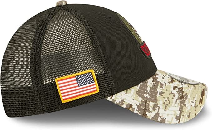 NFL Men's Buccaneers 2022 Salute To Service 9Forty Snapback ADJ Hat BLK/CAMO