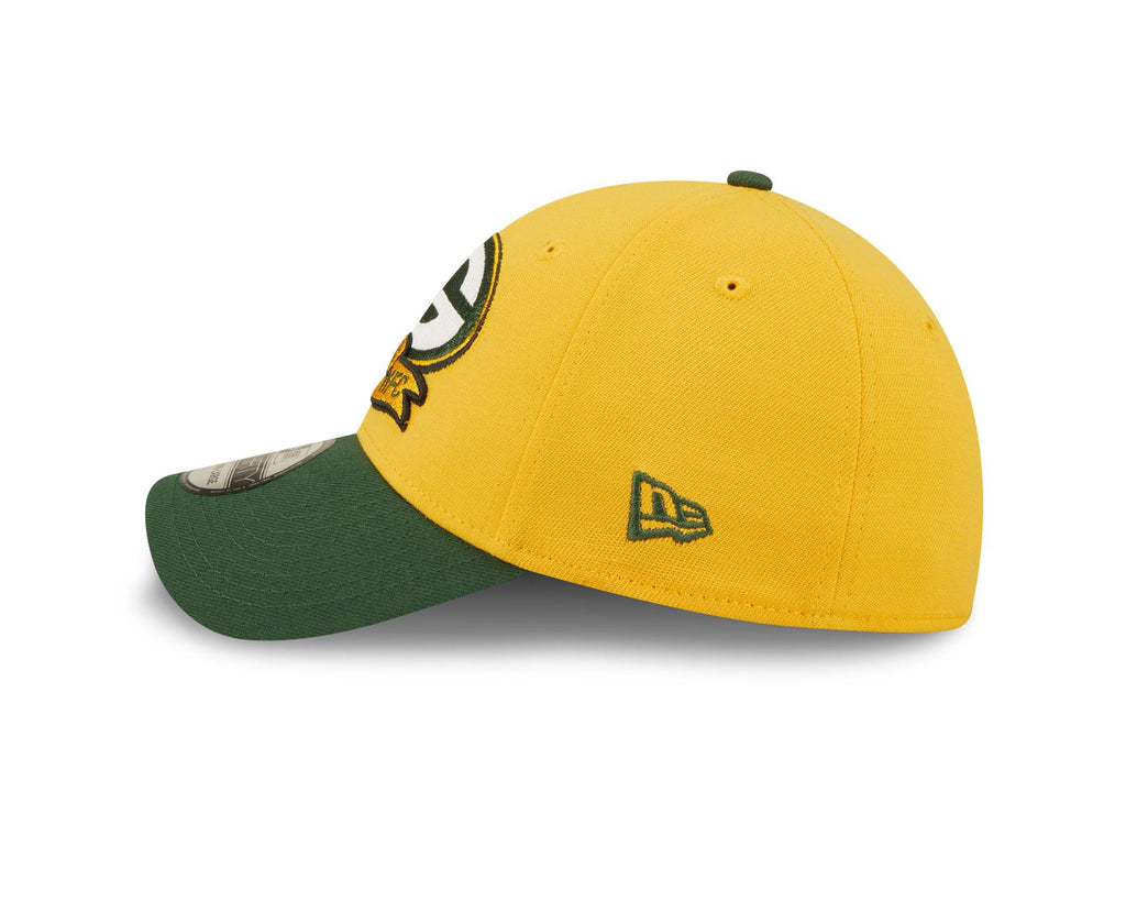 New Era NFL Men's Green Bay Packers 2022 NFL Sideline 39THIRTY Flex Hat