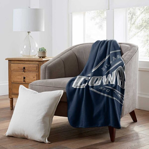 The Northwest Company NFL Dallas Cowboys Campaign Design Fleece Throw Blanket