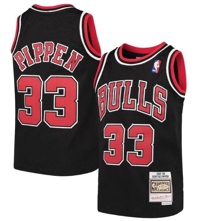 Mitchell & Ness NBA Men's Chicago Bulls Scottie Pippen 1997-98 Hardwood Classics Swingman Jersey