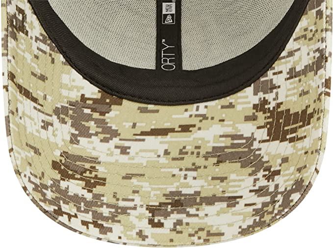 New Era NFL Men's Cleveland Browns 2022 Salute To Service 9Forty Snapback Adjustable Hat Black/Digital Camo