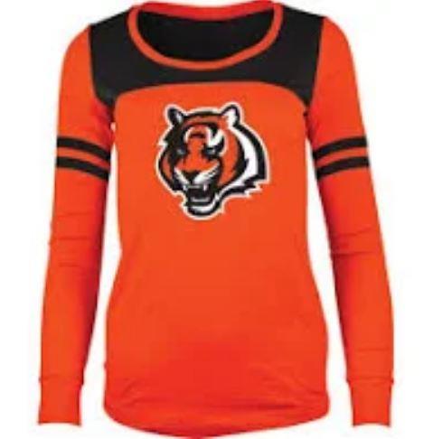 New Era NFL Women's Cincinnati Bengals Hang Time Glitter Long Sleeve Tee