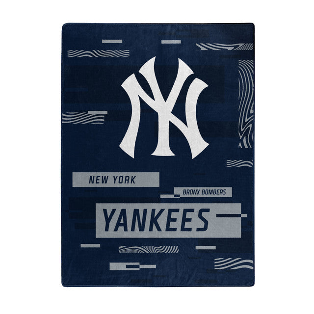 The Northwest MLB New York Yankees Digitize Design Royal Plush Raschel Blanket