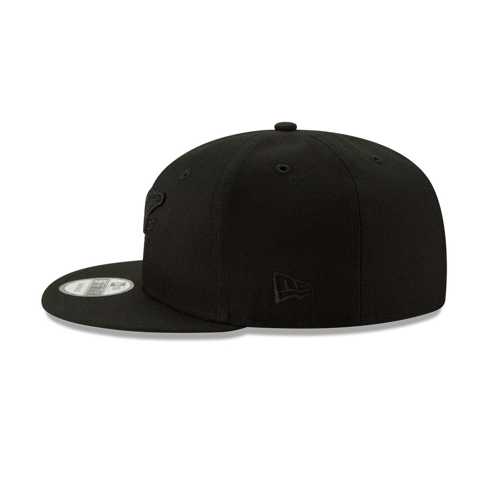New Era NFL Men's Miami Dolphins Basic Logo Black On Black 9Fifty Snapback Hat