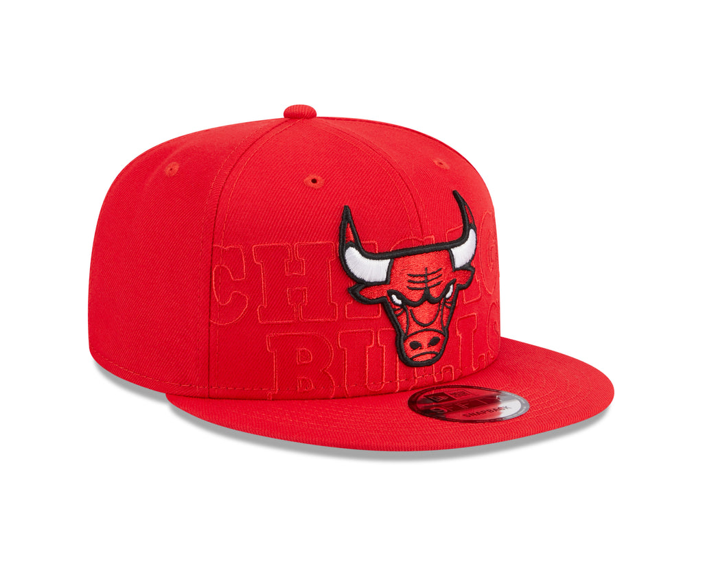 New Era NBA Men's Chicago Bulls On-Stage 2023 Draft 9FIFTY Snapback Hat OSFM