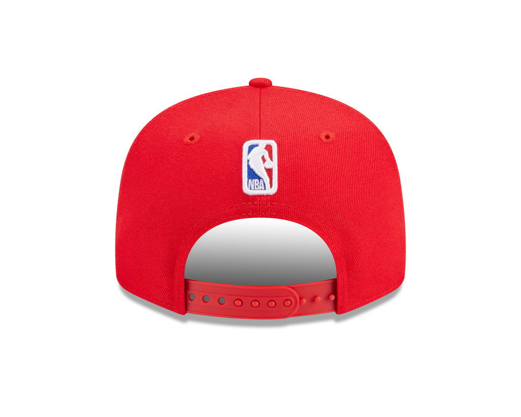 New Era NBA Men's Chicago Bulls On-Stage 2023 Draft 9FIFTY Snapback Hat OSFM