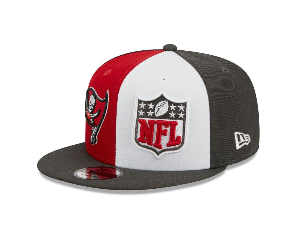 New Era NFL Men's Tampa Bay Buccaneers 2023 Sideline 9FIFTY Snapback Hat Adjustable