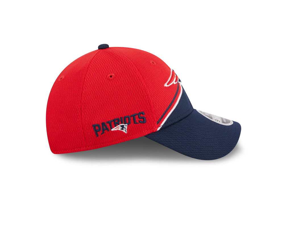 New Era NFL Men's New England Patriots 2023 Sideline 9FORTY Adjustable Hat