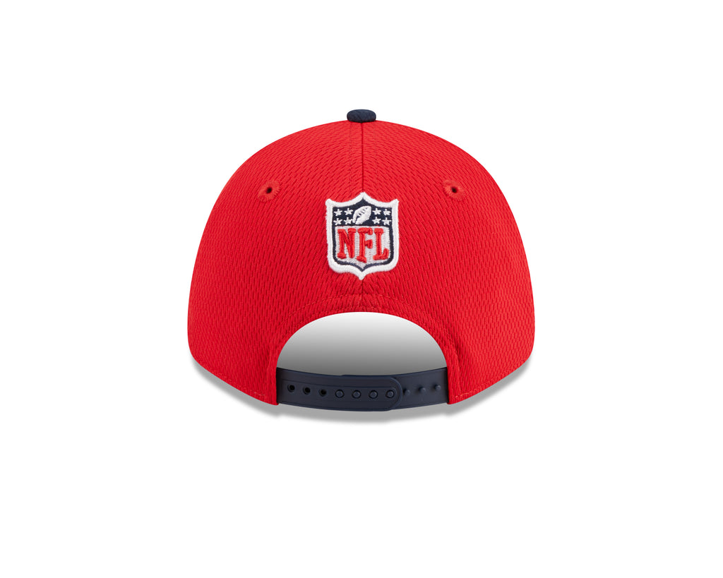 New Era NFL Men's New England Patriots 2023 Sideline 9FORTY Adjustable Hat