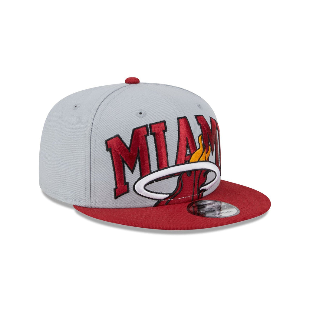 New Era NBA Men's Miami Heat Tip Off 23 9FIFTY Snapback Hat OSFM