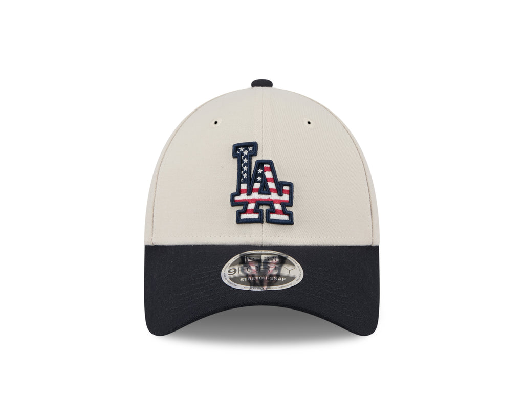 New Era MLB Men's Los Angeles Dodgers 2024 Fourth of July 9FORTY Stretch-Snap Hat