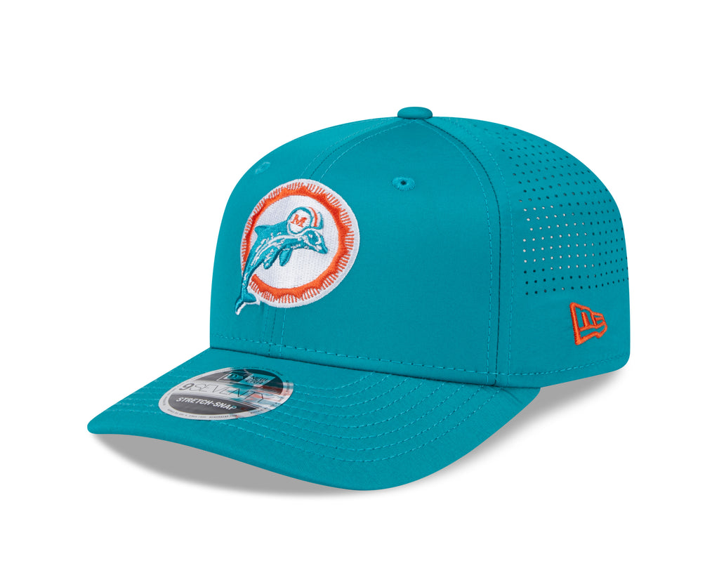 New Era NFL Men's Miami Dolphins Throwback Adventure Perform 9SEVENTY Adjustable Hat