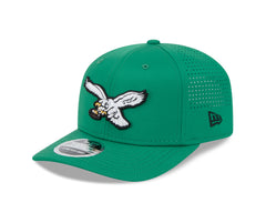 New Era NFL Men's Philadelphia Eagles Throwback Adventure Perform 9SEVENTY Adjustable Hat