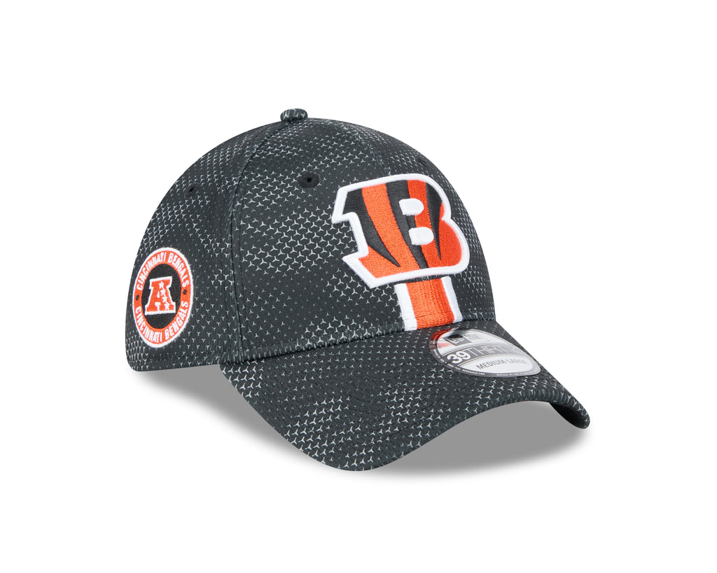 New Era NFL Men's Cincinnati Bengals 2024 Sideline 39THIRTY Flex Hat