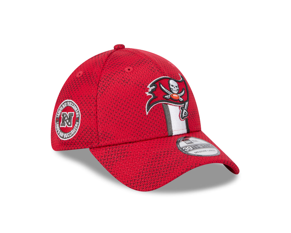 New Era NFL Men's Tampa Bay Buccaneers 2024 Sideline 39THIRTY Flex Hat