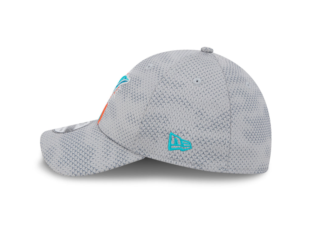 New Era NFL Men's Miami Dolphins 2024 Sideline 39THIRTY Flex Hat Grey