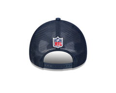 New Era NFL Men's New York Giants 2024 Sideline Historic 9FORTY Trucker Snapback Hat