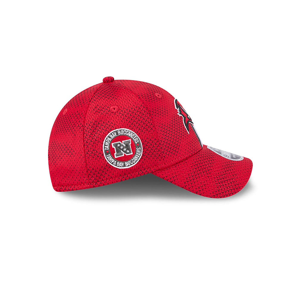 New Era NFL Men's Tampa Bay Buccaneers 2024 Sideline 9FORTY Adjustable Hat