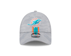 New Era NFL Men's Miami Dolphins 2024 Sideline 9FORTY Adjustable Hat Grey