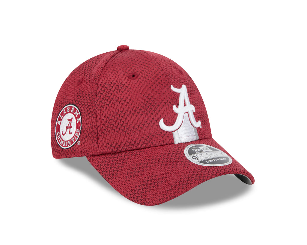 New Era NCAA Men's Alabama Crimson Tide 2024 Sideline 9FORTY Adjustable Hat