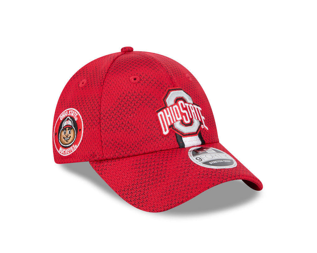 New Era NCAA Men's Ohio State Buckeyes 2024 Sideline 9FORTY Adjustable Hat