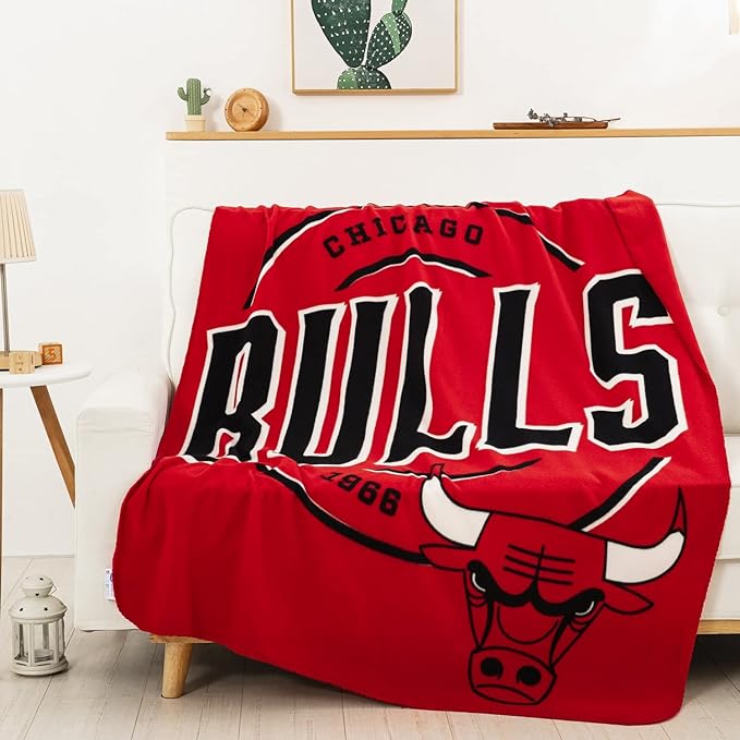 The Northwest Company NBA Chicago Bulls Campaign Design Fleece Throw Blanket