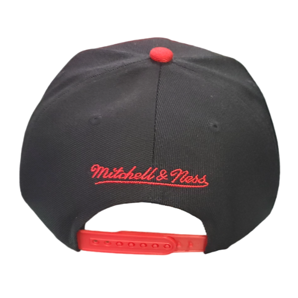 Mitchell & Ness NHL Men's Chicago Blackhawks Rise Up Snapback Adjustable Hat