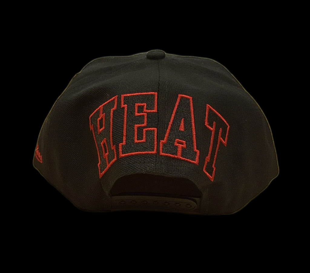 Mitchell & Ness New Jersey Devils Logo Camo Adjustable Dad Hat