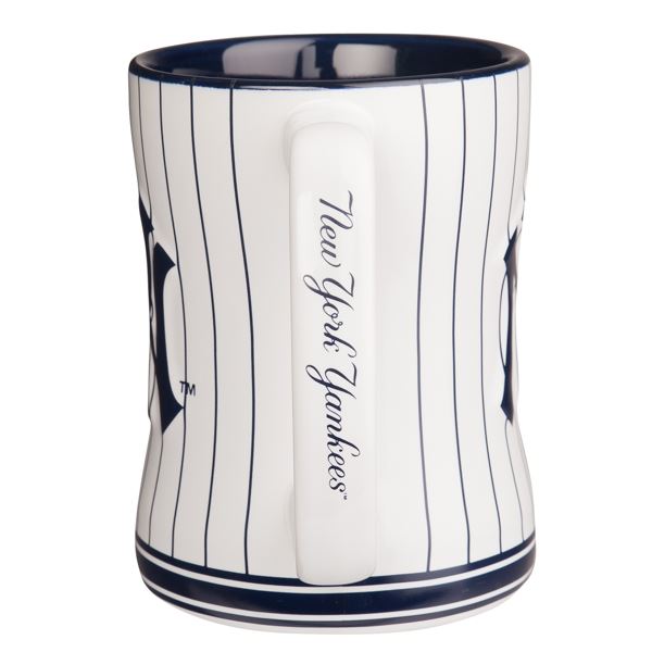 Boelter MLB New York Yankees Sculpted Relief Mug Pinstripe 14oz