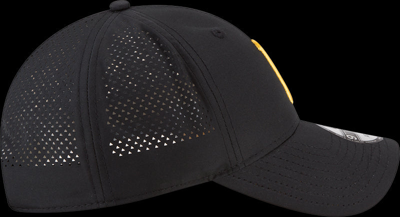 New Era MLB Men's Pittsburgh Pirates Perforated Slick 9TWENTY Adjustable Hat Black OSFA